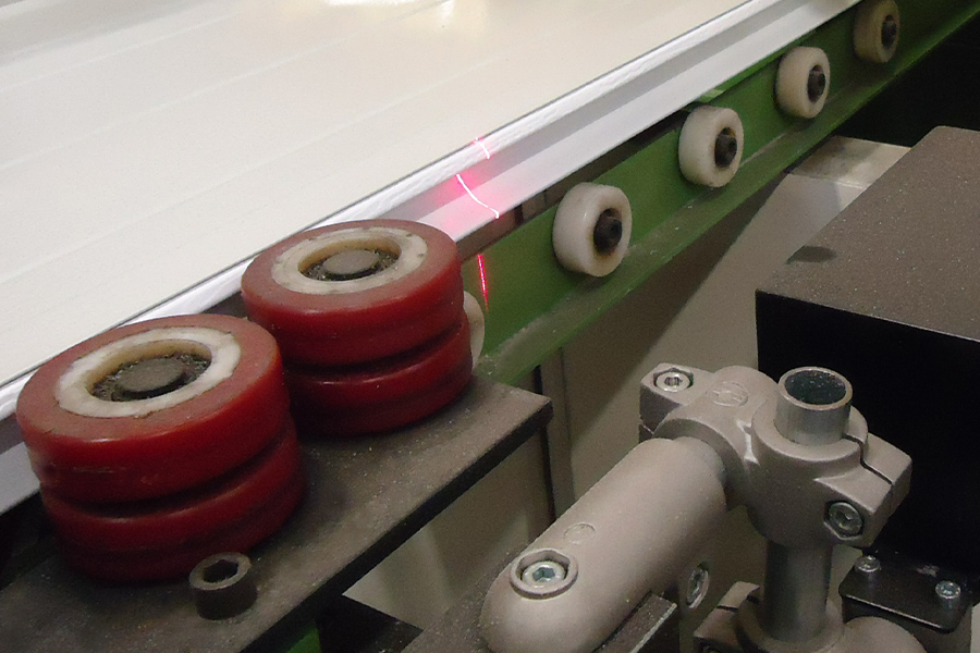 Tarkat mitat nosto-oviin